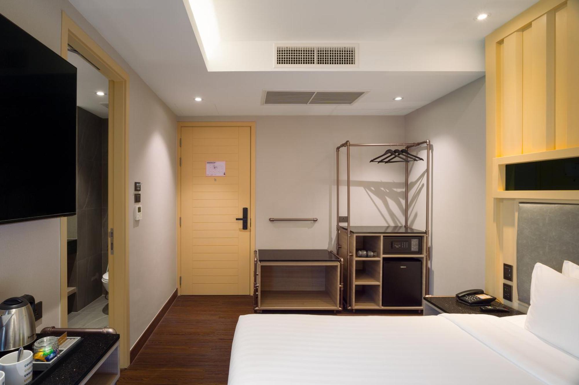 T2 The Portal Sukhumvit Hotel Bangkok Buitenkant foto